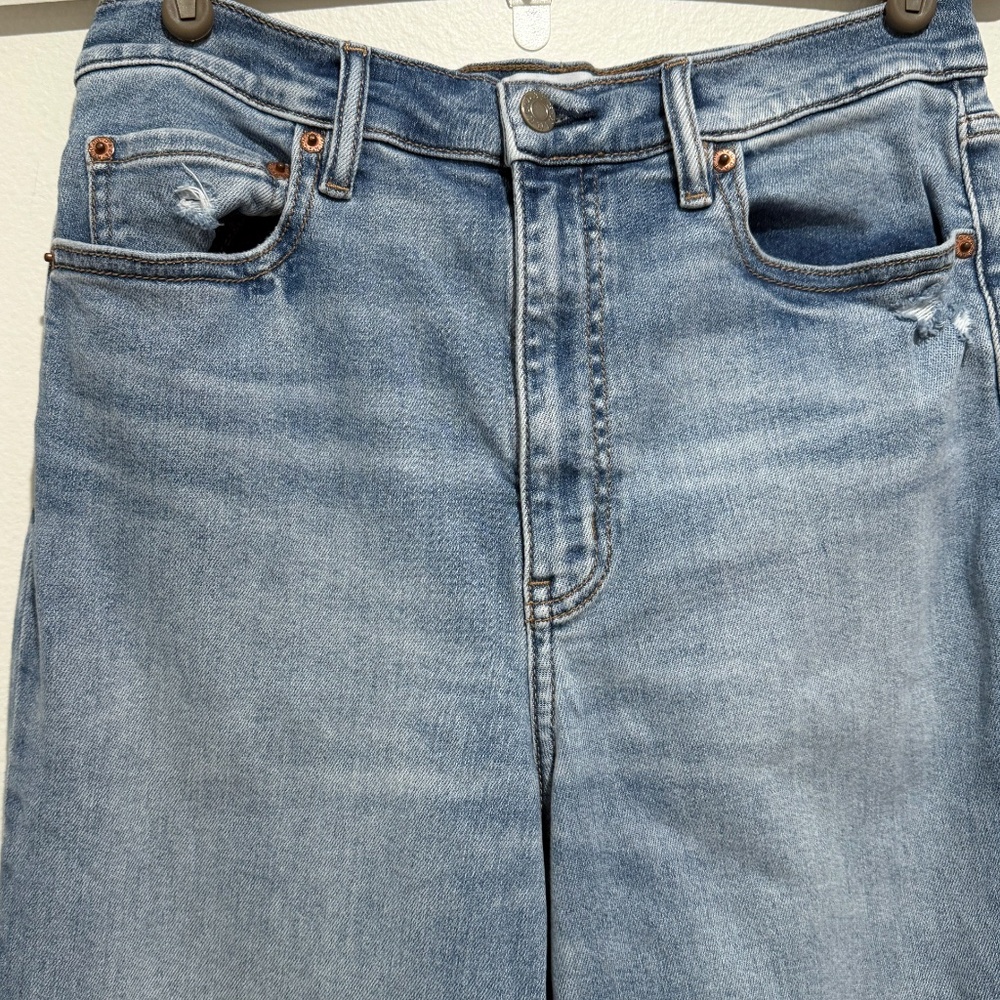Daze Hug Wide Leg Raw Hem Jeans Size 28 - Picture 6 of 8